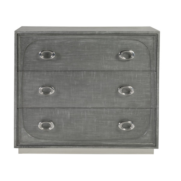 IRIDIUM HALL CHEST